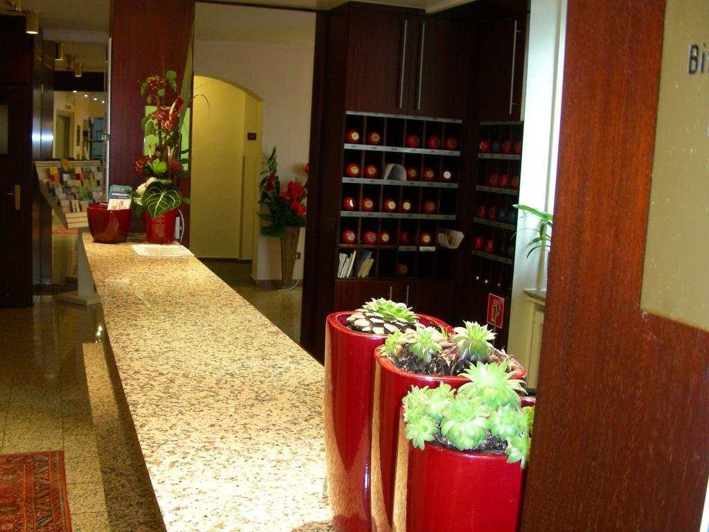 פרנקפורט Hotel Astoria מראה חיצוני תמונה