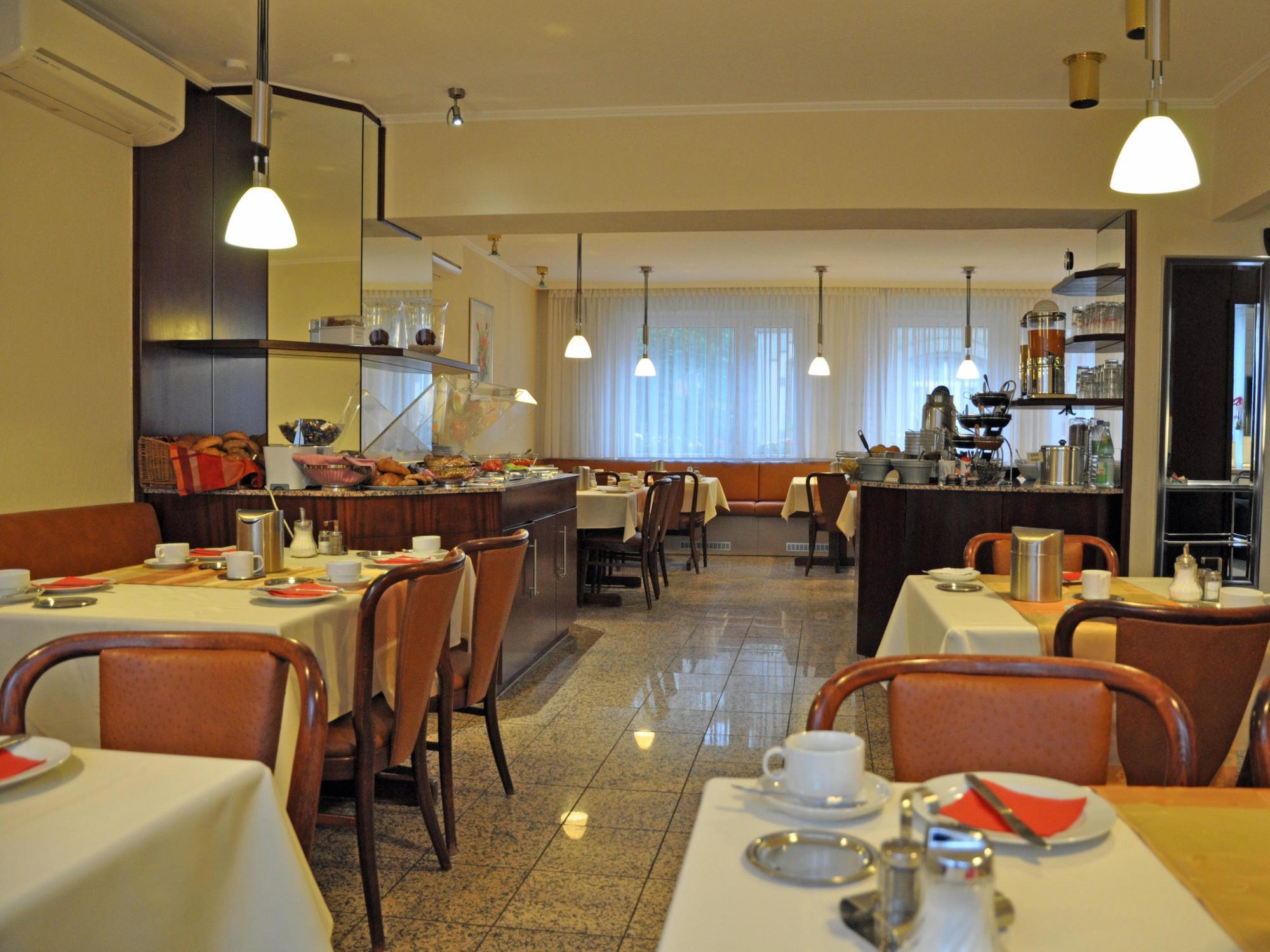 פרנקפורט Hotel Astoria מראה חיצוני תמונה