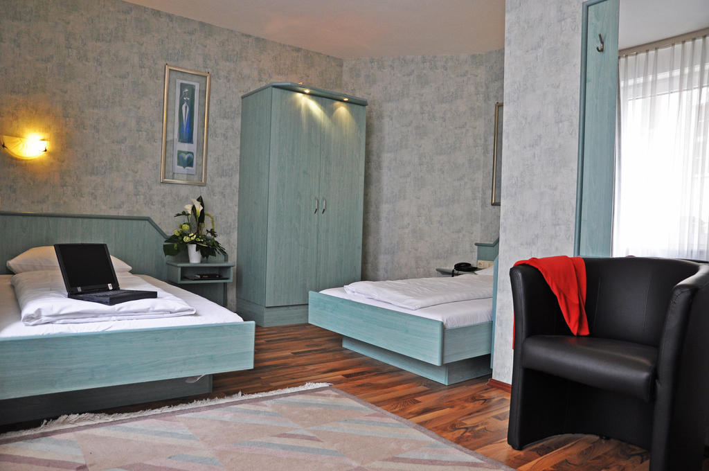 פרנקפורט Hotel Astoria מראה חיצוני תמונה